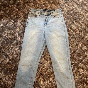 Hollister high rise blue mom Jean